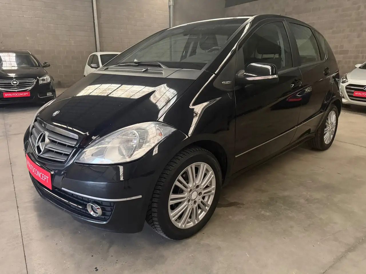 Mercedes-Benz A 180